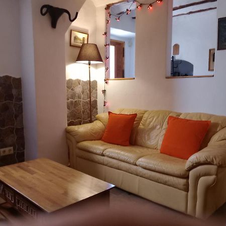 Casa En La Plaza, Hinojares - Ideal For Exploring The Area Екстер'єр фото
