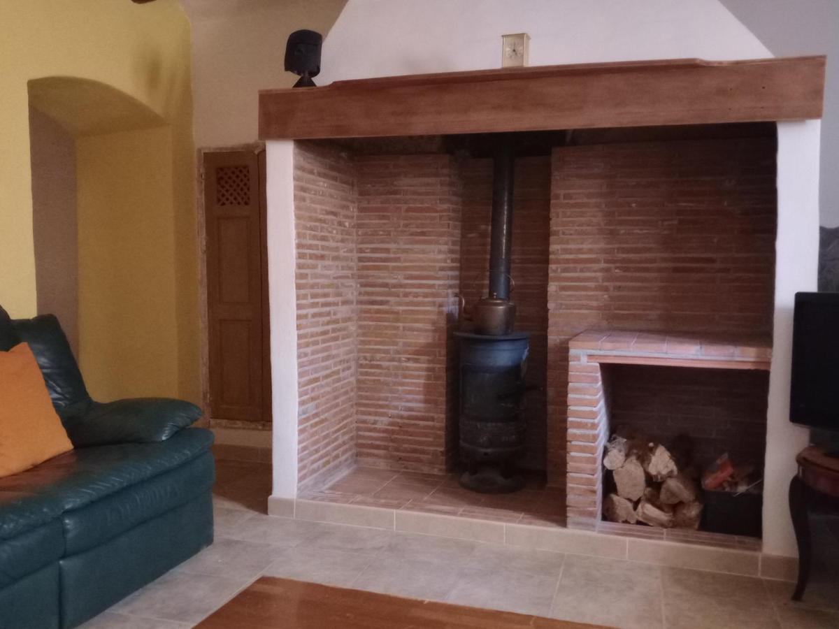 Casa En La Plaza, Hinojares - Ideal For Exploring The Area Екстер'єр фото